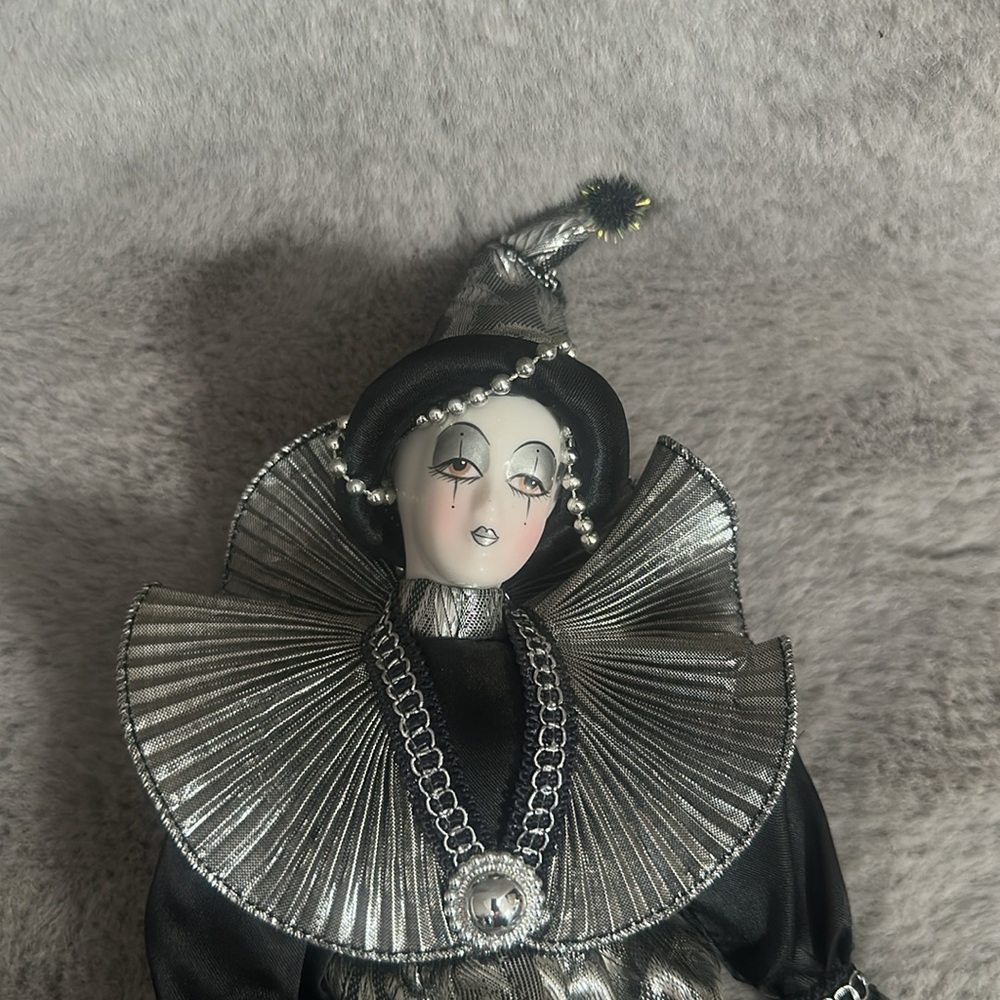 Vintage collectible porcelain by showstoppers Inc. Lakewood, New Jersey - Picture 2 of 8